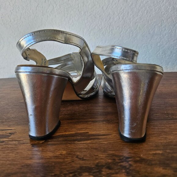 Vintage 70s Womens Silver Leather Strappy Sandals Heels Disco ABBA Size 6.5 - Picture 6 of 10